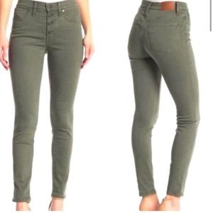 Madewell 9" Mid-Rise Skinny Jeans: Garment-Dyed Button-Front Edition Sz 25